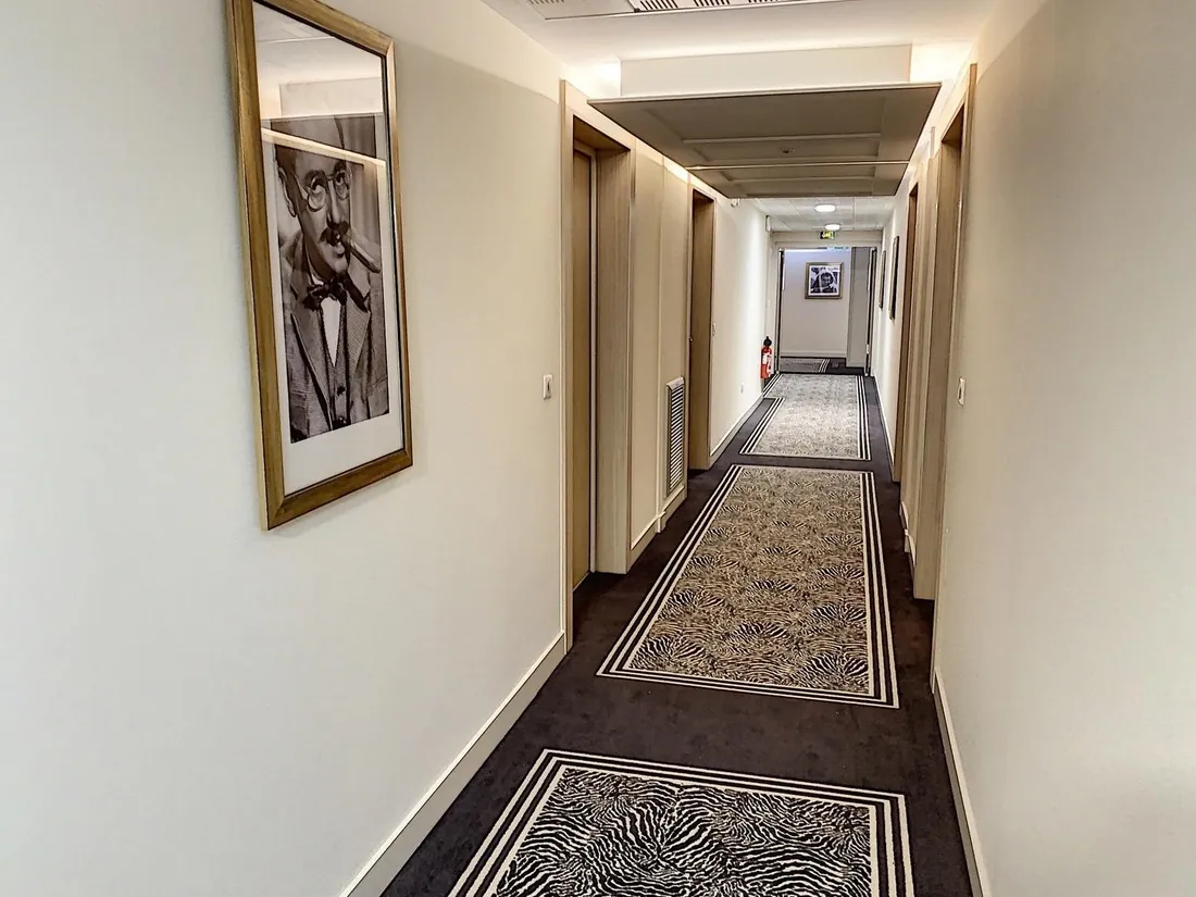 Couloir d'une résidence OBEO desservant les appartements