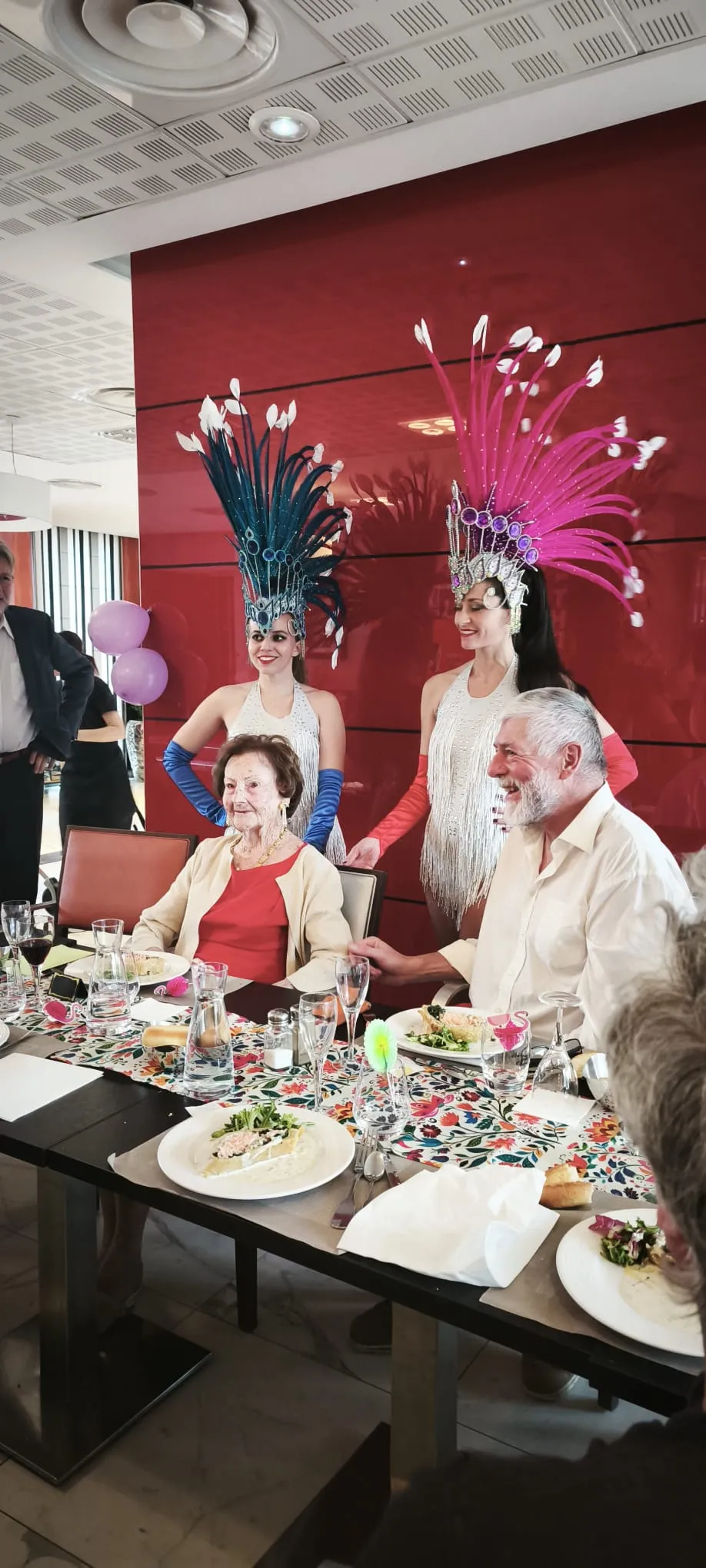Centenaire d’une résidente fêté à la résidence OBEO du Cannet