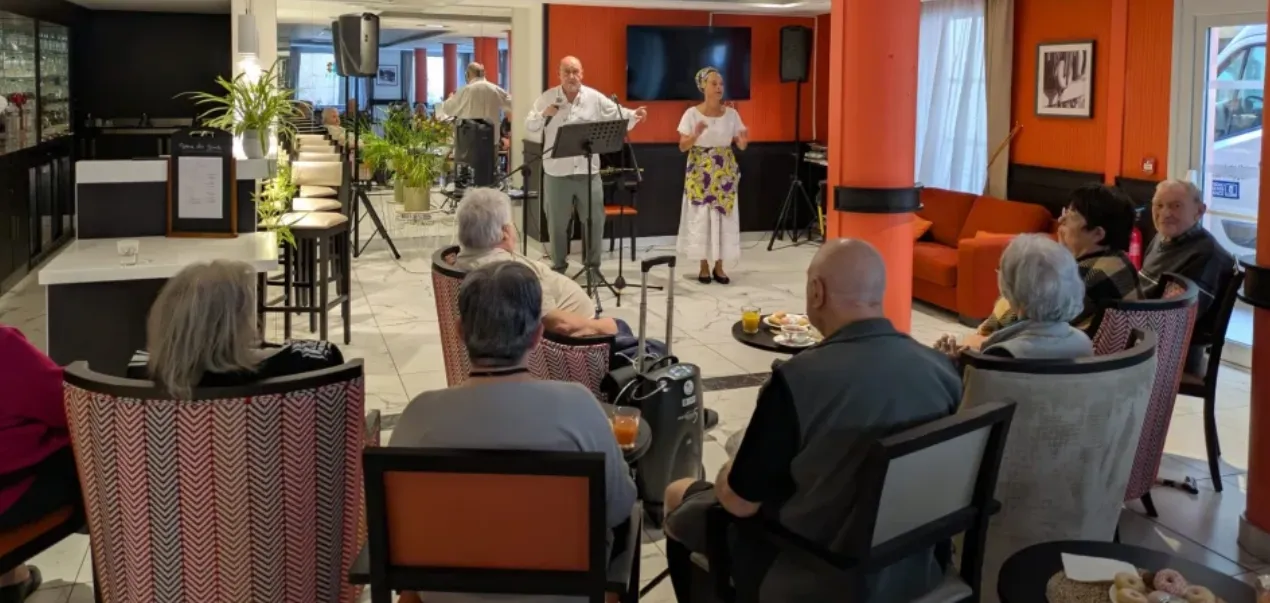 Musiciens de jazz en concert à la résidence OBEO Fréjus